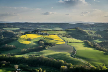 Ausblick auf das grüne Wiedtal