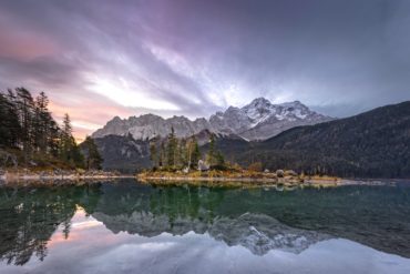 A visit to the Eibsee is one of the most spectacular adventures in Germany