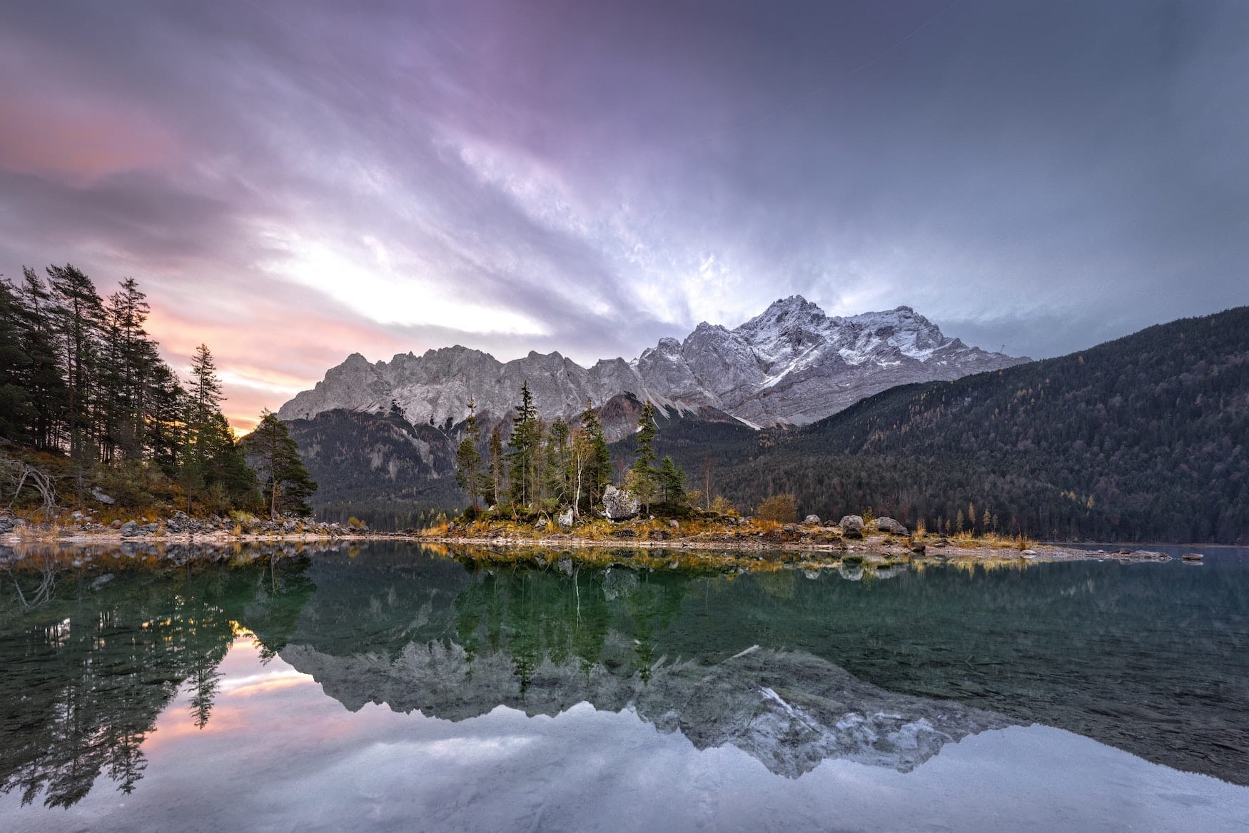 A visit to the Eibsee is one of the most spectacular adventures in Germany