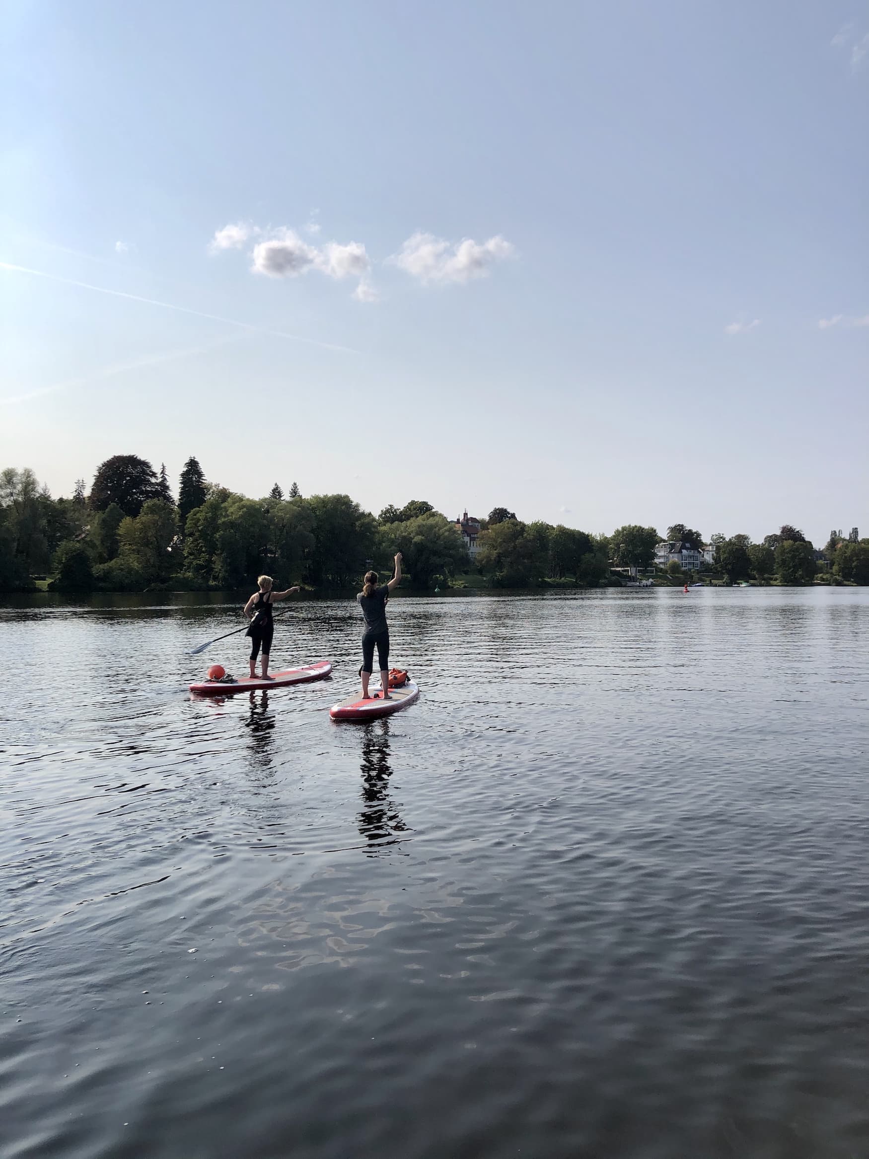 SUPYoga in Potsdam auf dem Griebnitzsee funkyGERMANY
