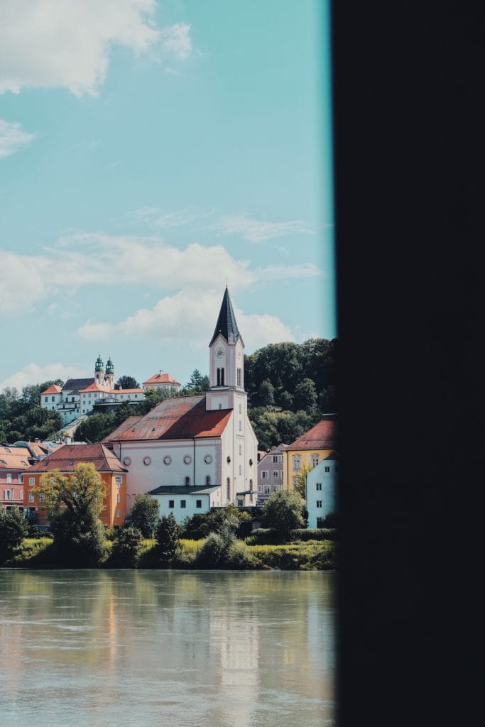Blick auf Kirche in Passau