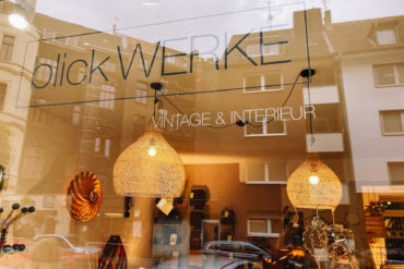 Schaufenster des Geschäfts "Blickwerke" in Köln