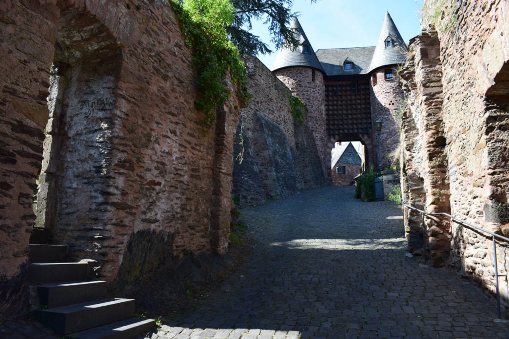 Burg Hengebach, eine der Sehenswürdigkeiten bei Aachen