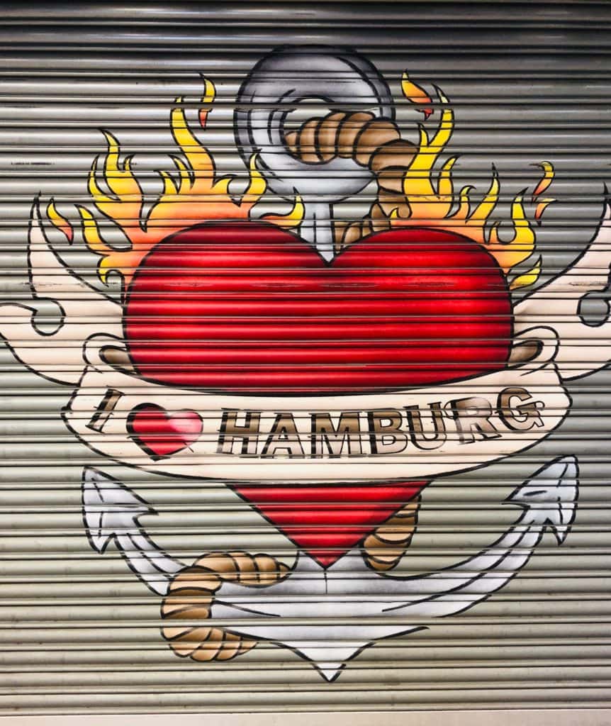 Graffiti-Herz mit der Aufschrift "I love Hamburg", unsere Hamburg Insider Tipps