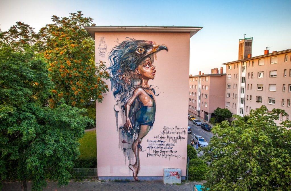 Mural in Mannheim der Künstler Herakut und Alexander Krziwanie