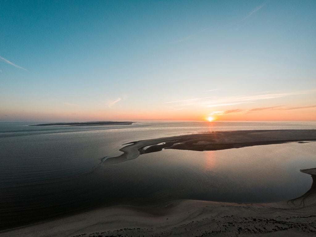 Sonnenaufgang über der Insel Langeoog