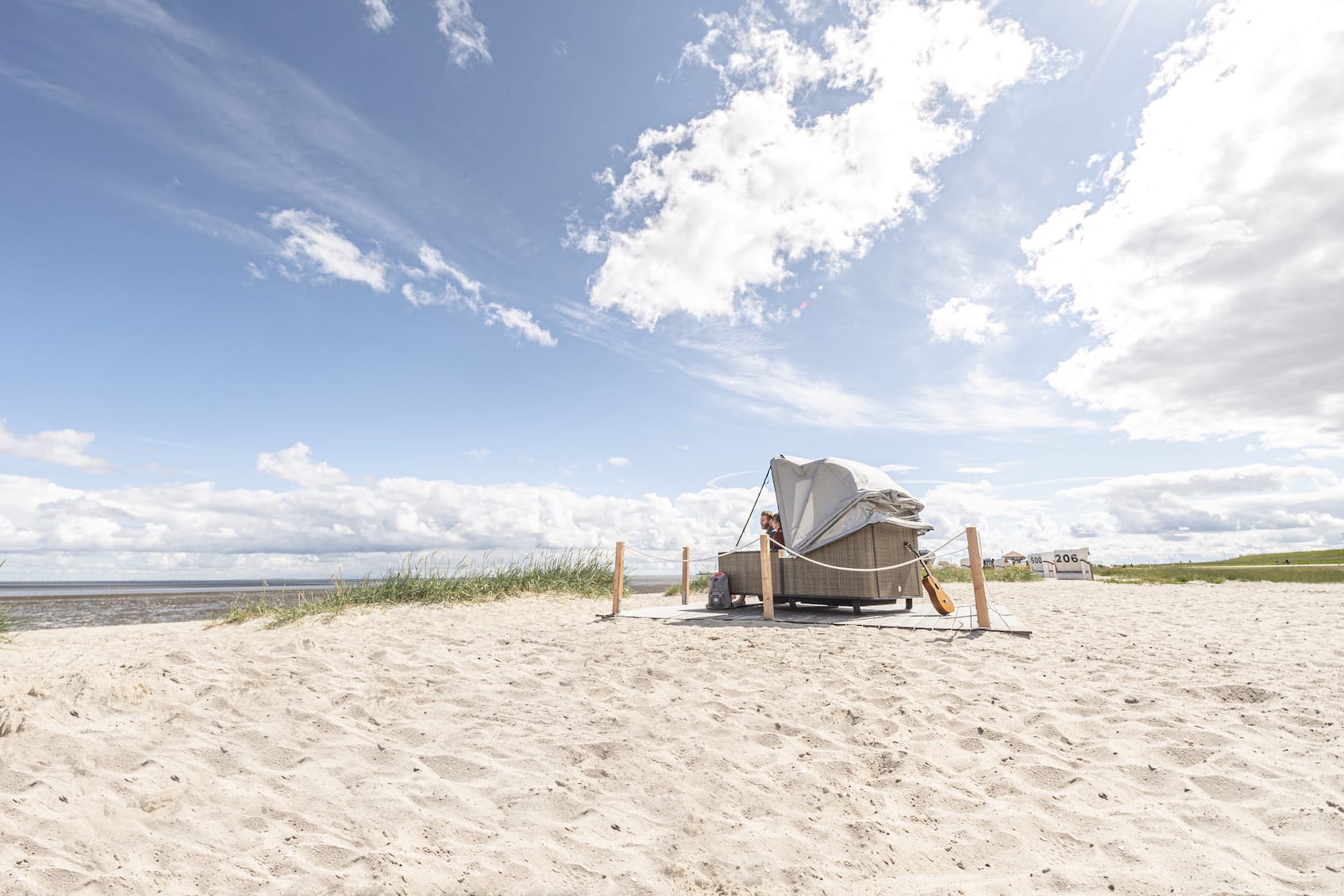 Glamping at the North Sea: beach chair in Hooksiel