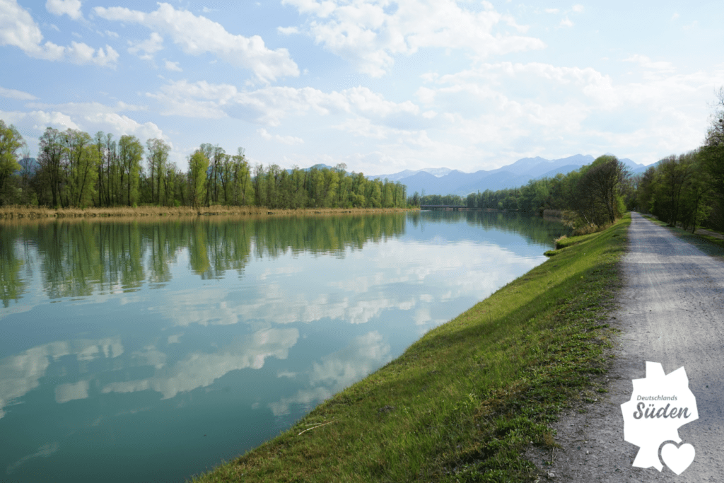 Der Inn ist ein Fluss in der Region Chiemsee-Alpenland