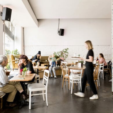 Nachhaltiger Konsum im Café raupe Immersatt in Stuttgart