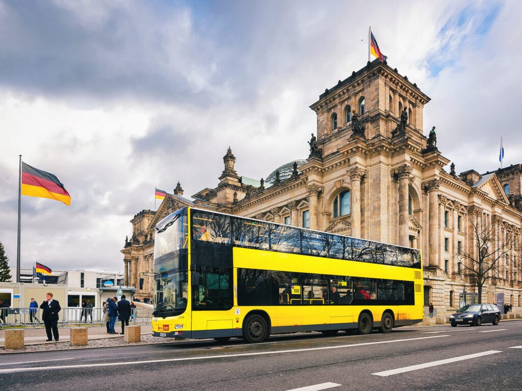 Sightseeing tour in Berlin with the yellow bus number 100