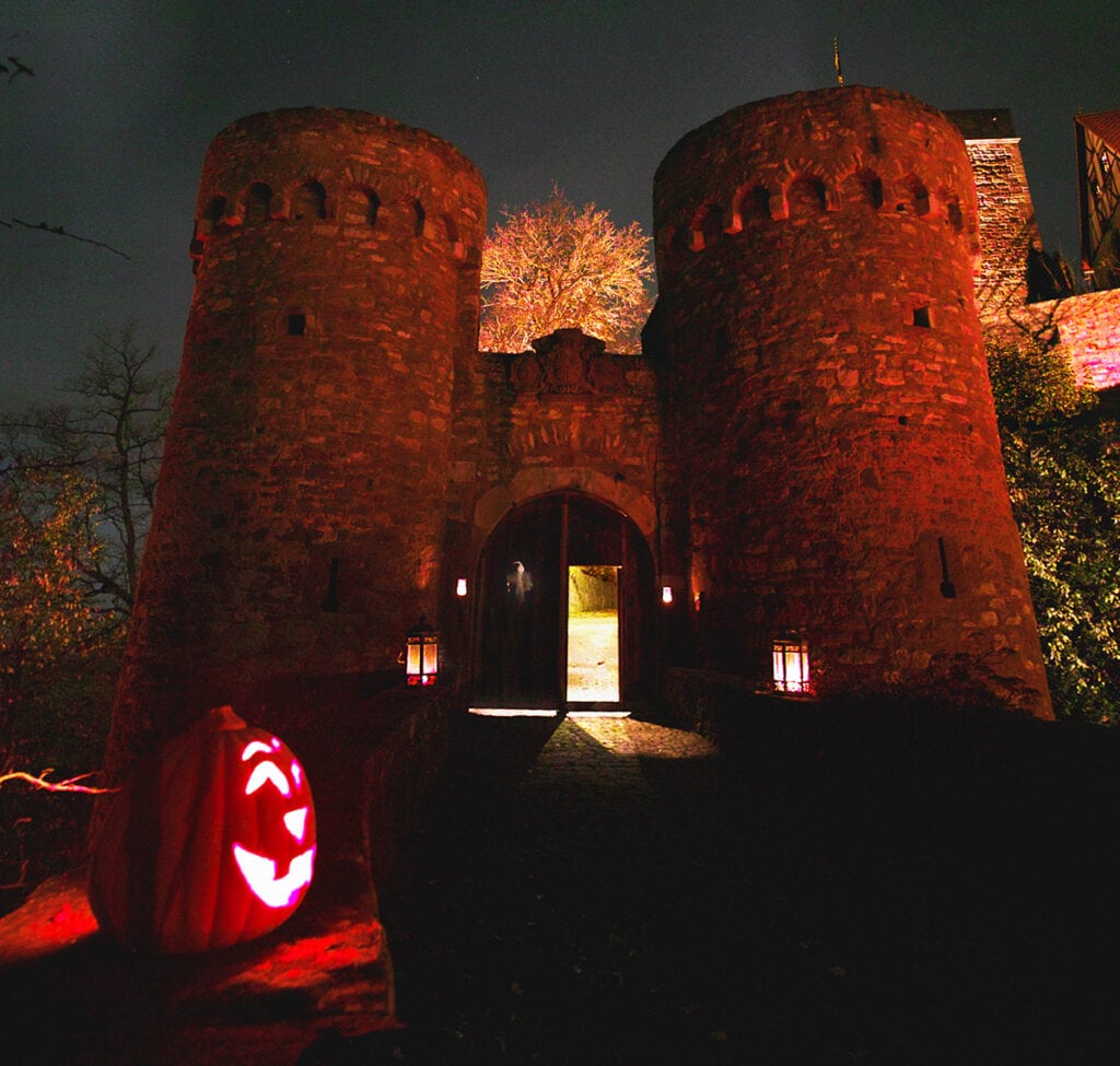 Burg Gamburg mit Kürbis