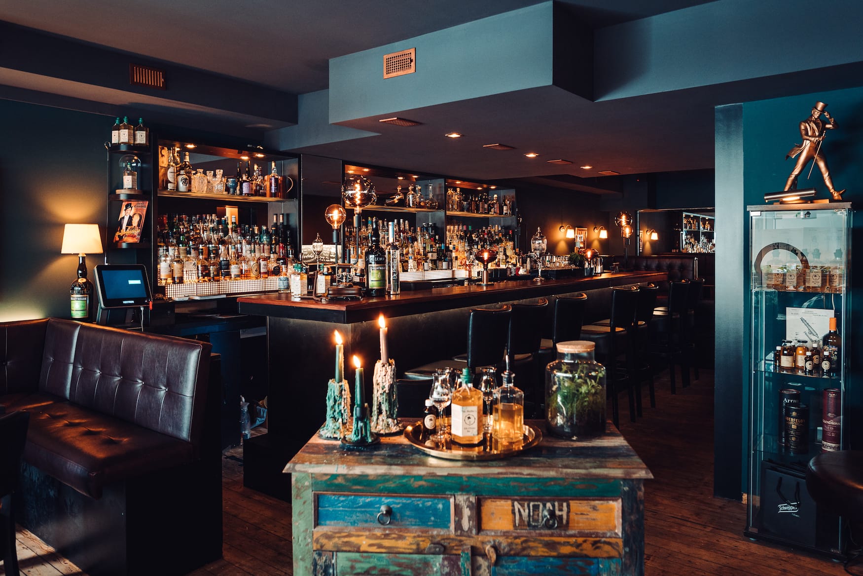 One of the best bars in Düsseldorf: The Dr. Pfeiffer Bar
