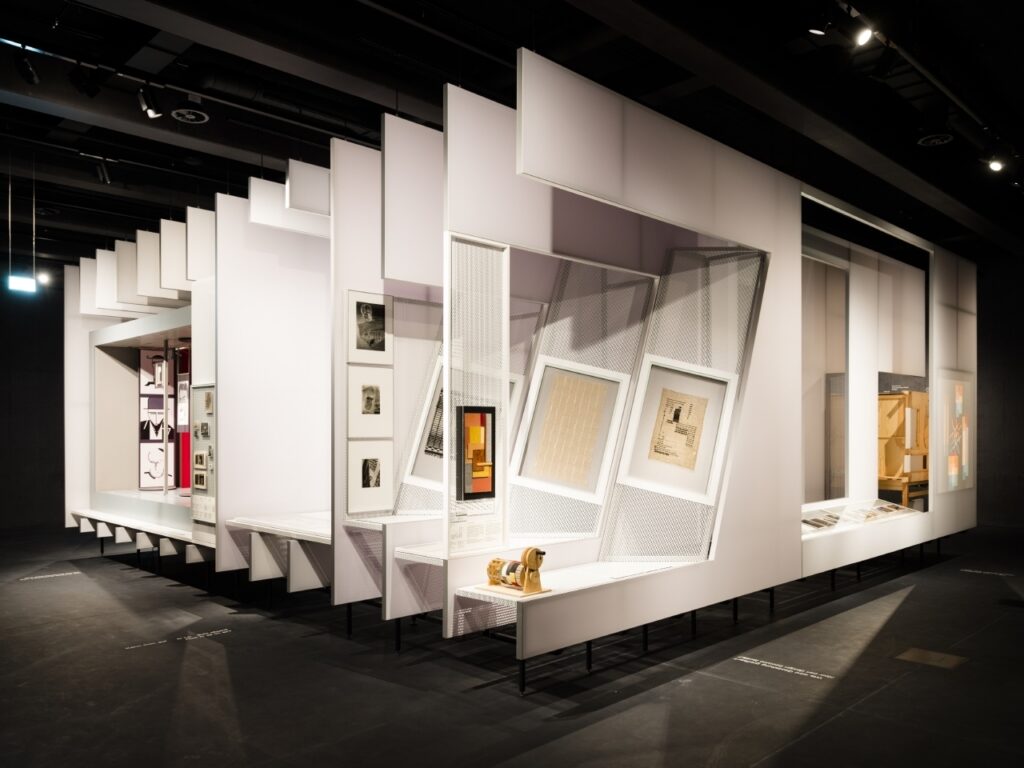 Bauhaus-Ausstellung im Bauhaus Museum Dessau