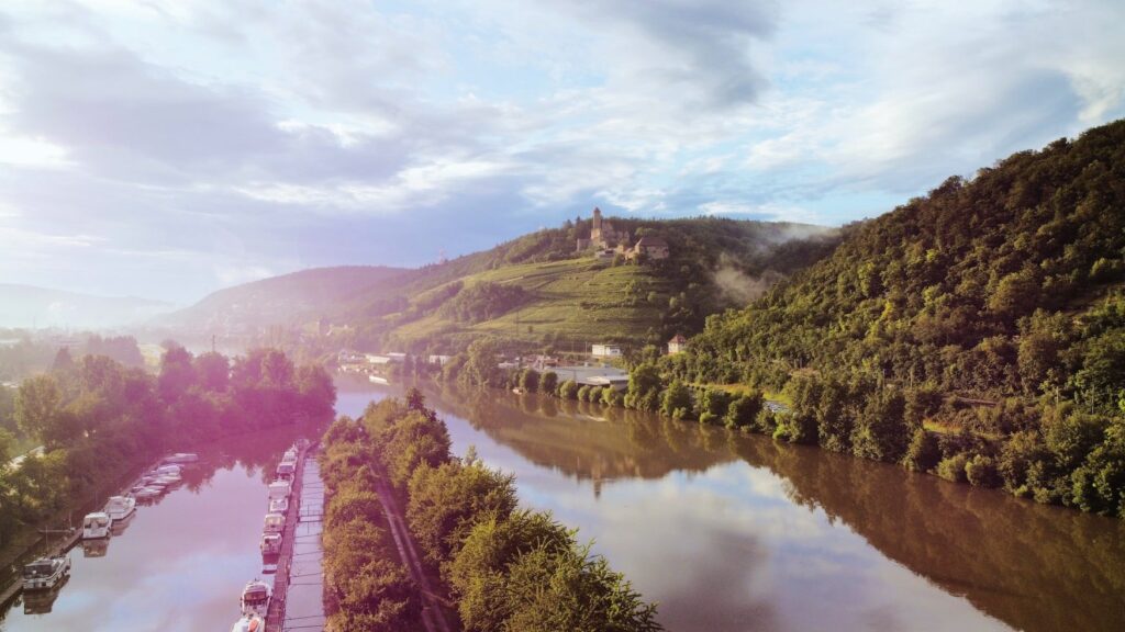 Castles and palaces on the banks of the Neckar in the Odenwald in Baden-Württemberg