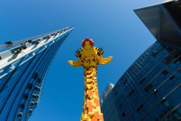 Giraffe made of lego bricks in front of the Legoland Discovery in Oberhausen