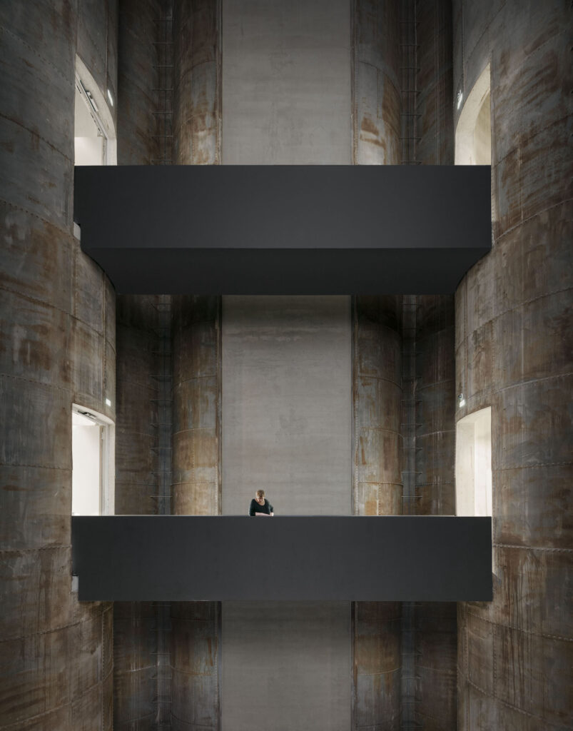 Woman in the silos of the MKM Museum Küppersmühle