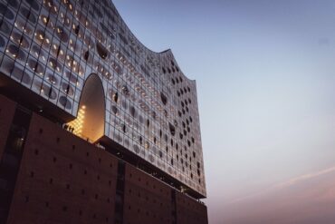 Elbphilharmonie in Hamburg, designed by Herzog & de Meuren, at dusk