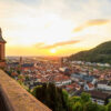 Blick auf Heidelberg während der Abenddämmerung