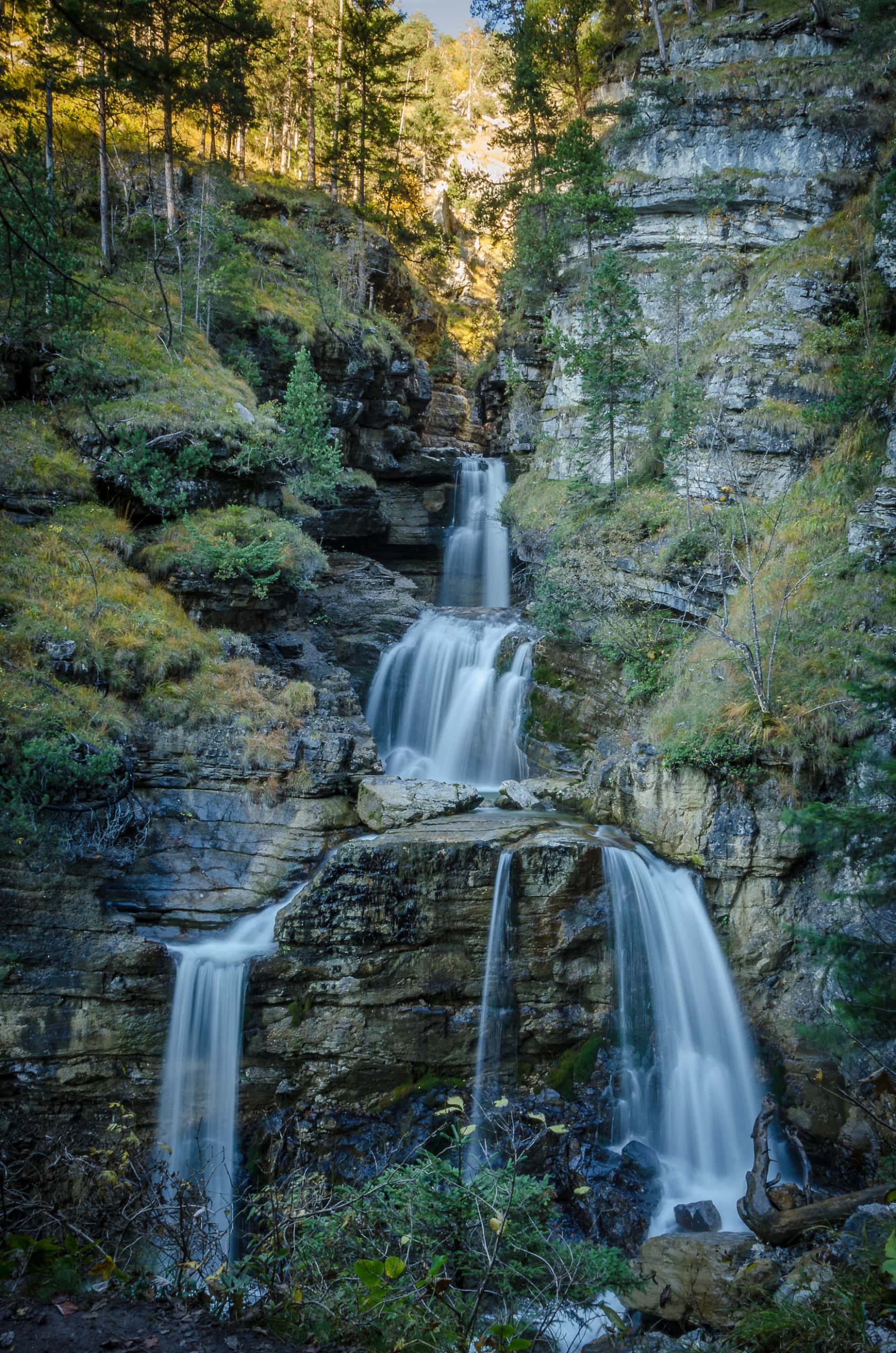 Kuhflucht Waterfalls on a hike in the Zugspitz region