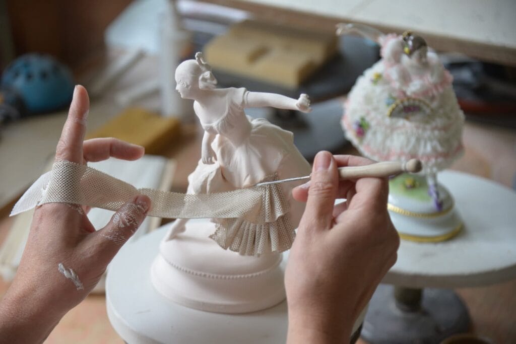 top quality porcelain in the factory "Älteste Volkstedter"