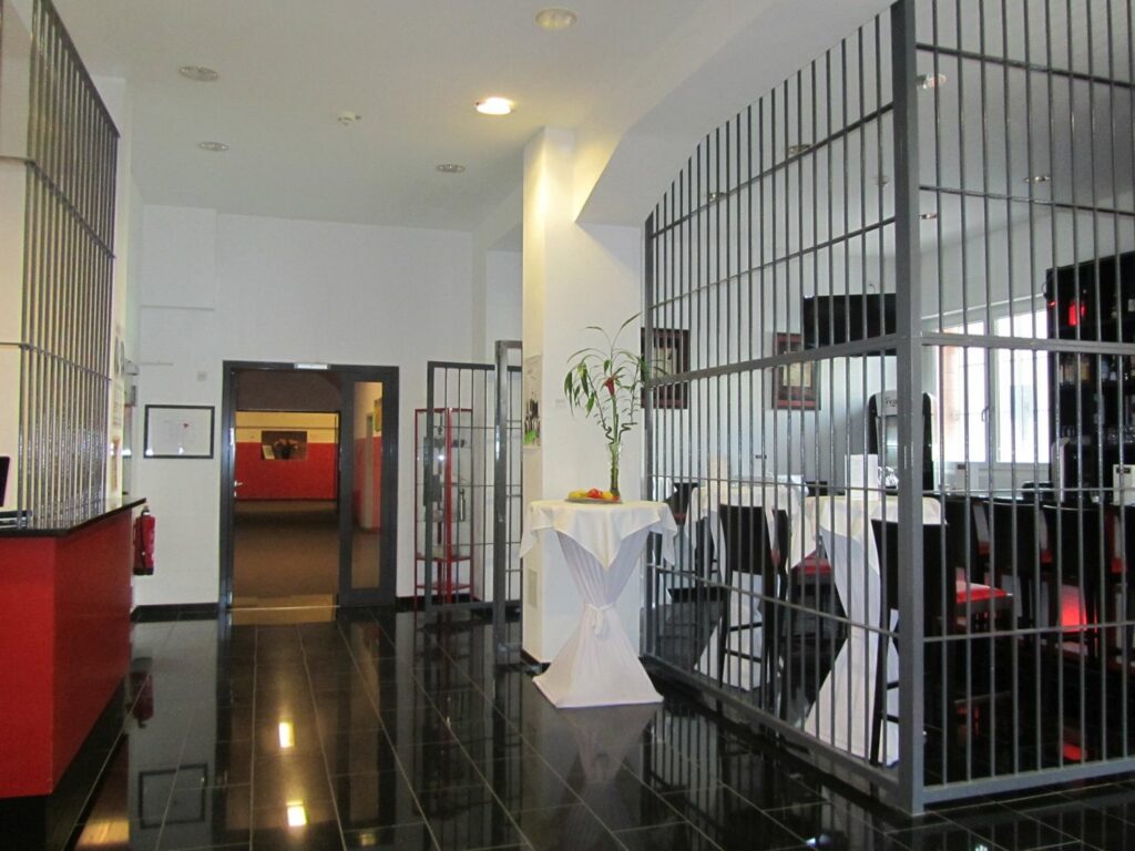 Foyer in Hotel Alcatraz in Kaiserslautern