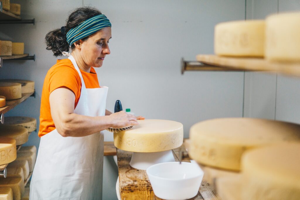 Cornelia Reich makes cheese in her manufactory