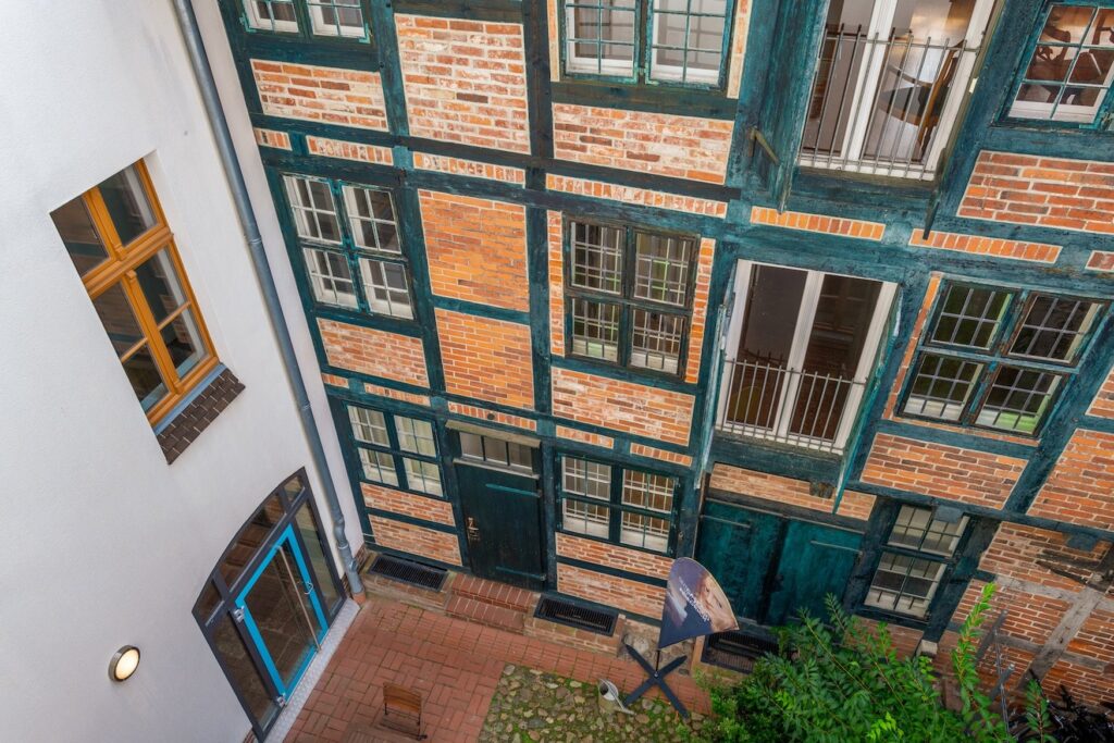 Inner courtyard of the CDF Center in Greifswald