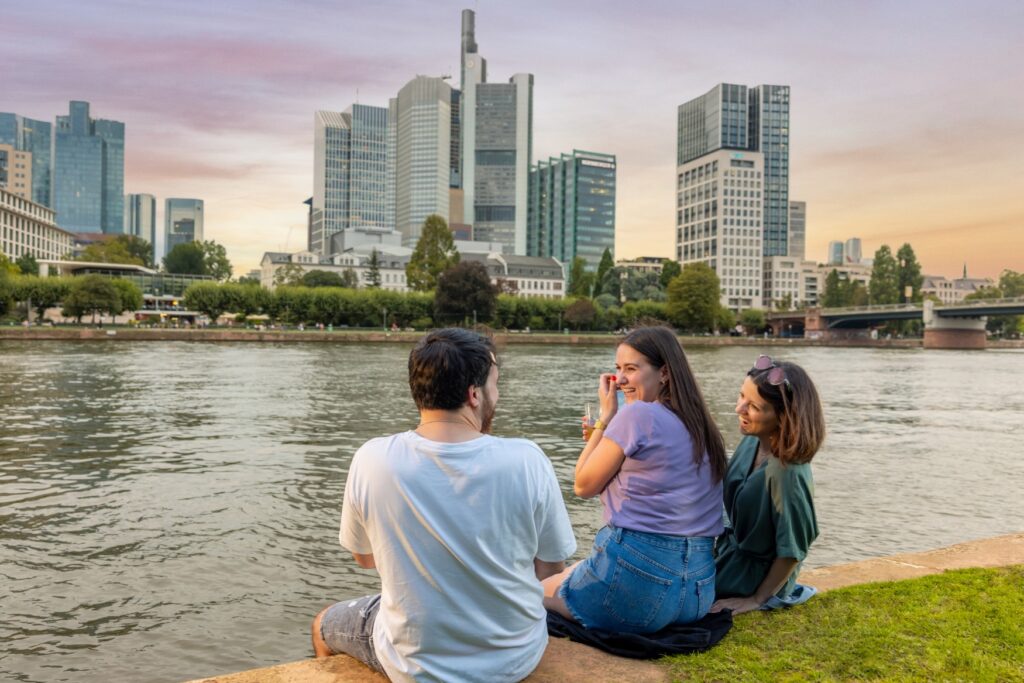 Frankfurt, Main riverbank in Sachsenhausen