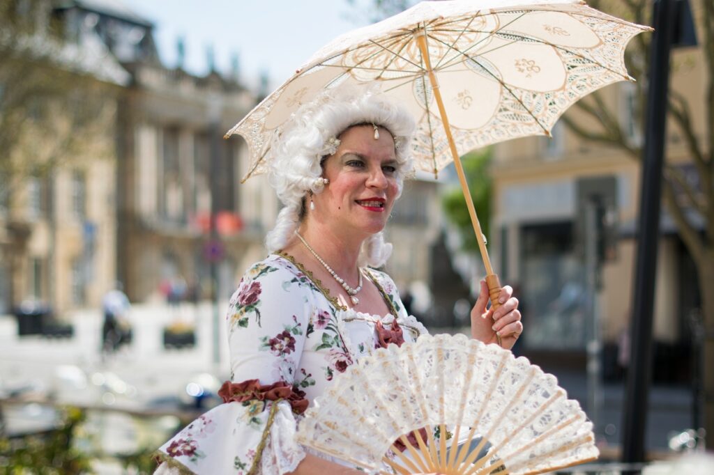 A woman in costume gives a guided tour of Bayreuth as Margravine Wilhelmine