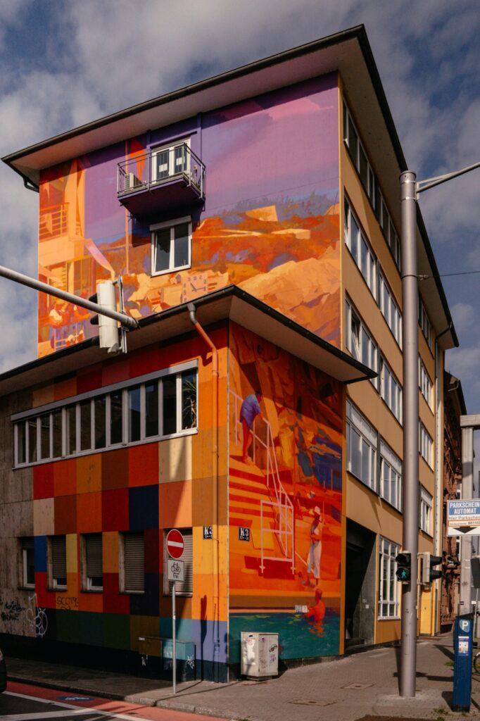 Mural on a house wall in Mannheim