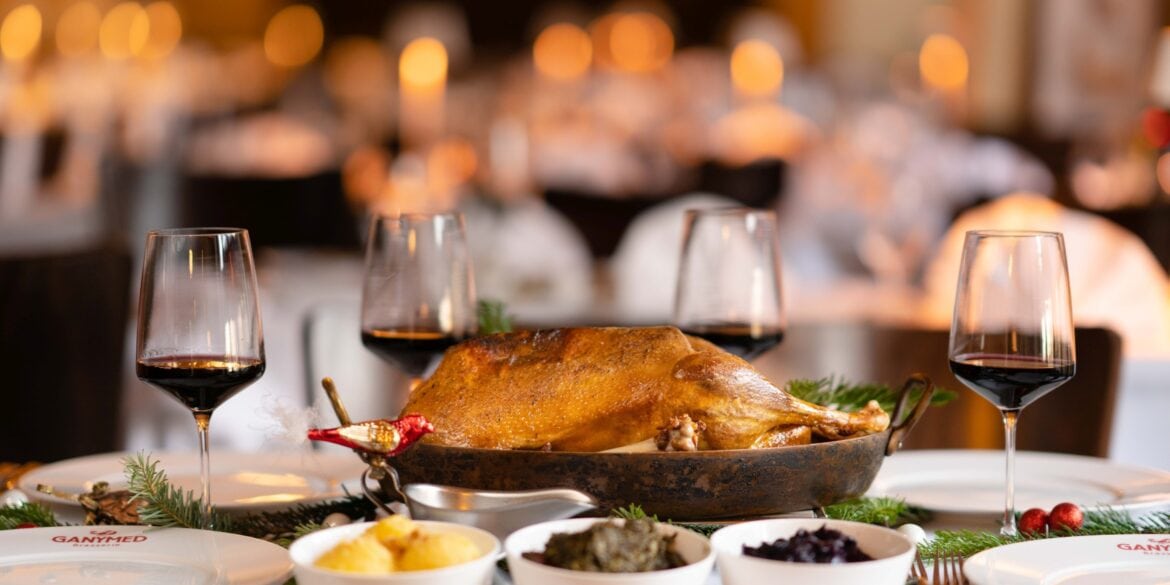 Gebratene Gans in der Ganymed Brasserie in Berlin