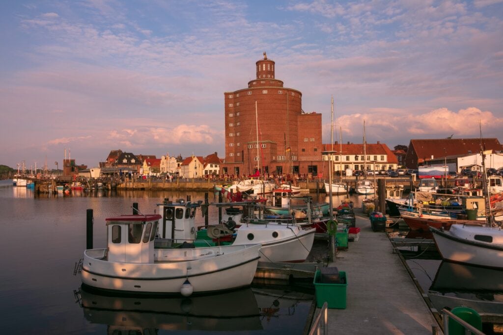 Der Hafen von Eckernförde im Licht des Sonnenuntergangs