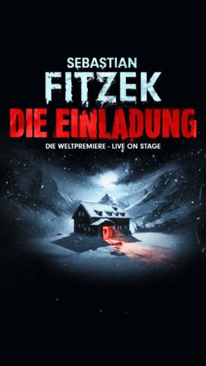 Plakatgrafik für das Theaterstück "Die Einladung" von Sebastian Fitzek; Zwischen verschneiten Bergen in der Nacht betritt eine Person ein kleines Hotel, aus dessen Tür ein rotes Licht scheint.